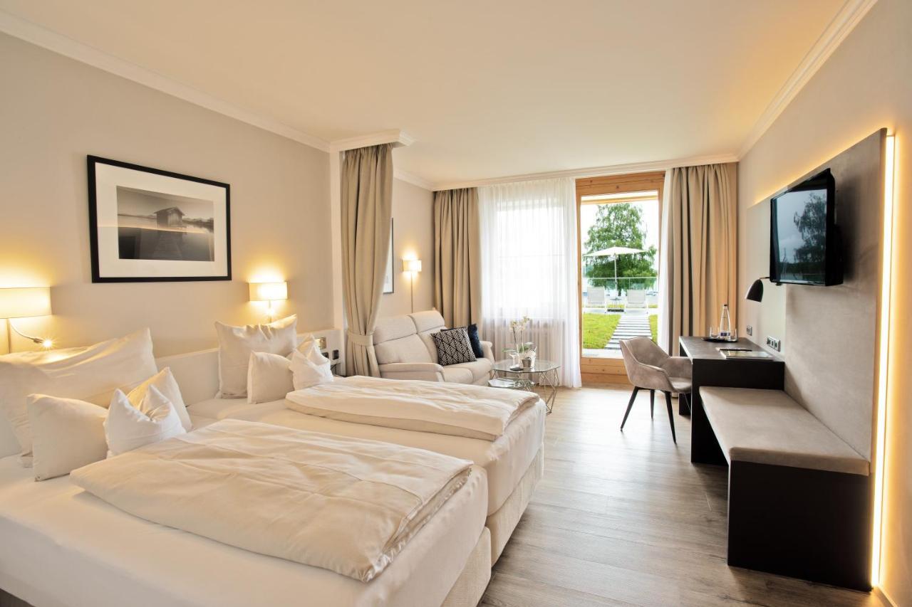 Yachthotel Chiemsee Gmbh Prien am Chiemsee