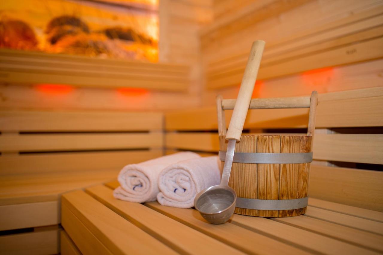 Yachthotel Chiemsee Gmbh Hotel 4*