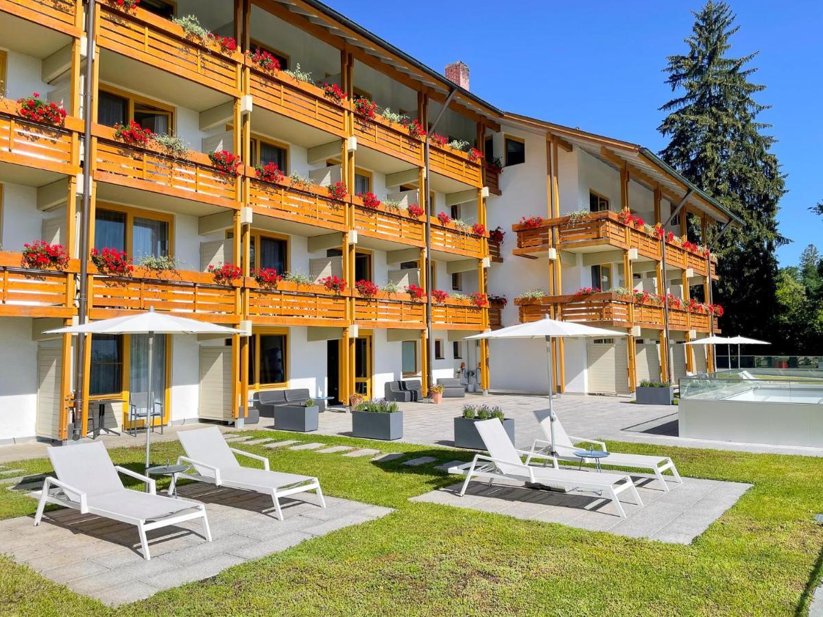 Hotel Yachthotel Chiemsee Gmbh 4*