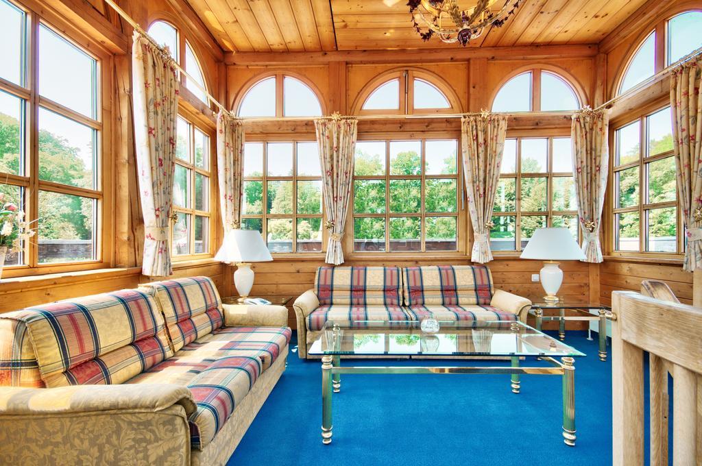 Yachthotel Chiemsee Gmbh Prien am Chiemsee