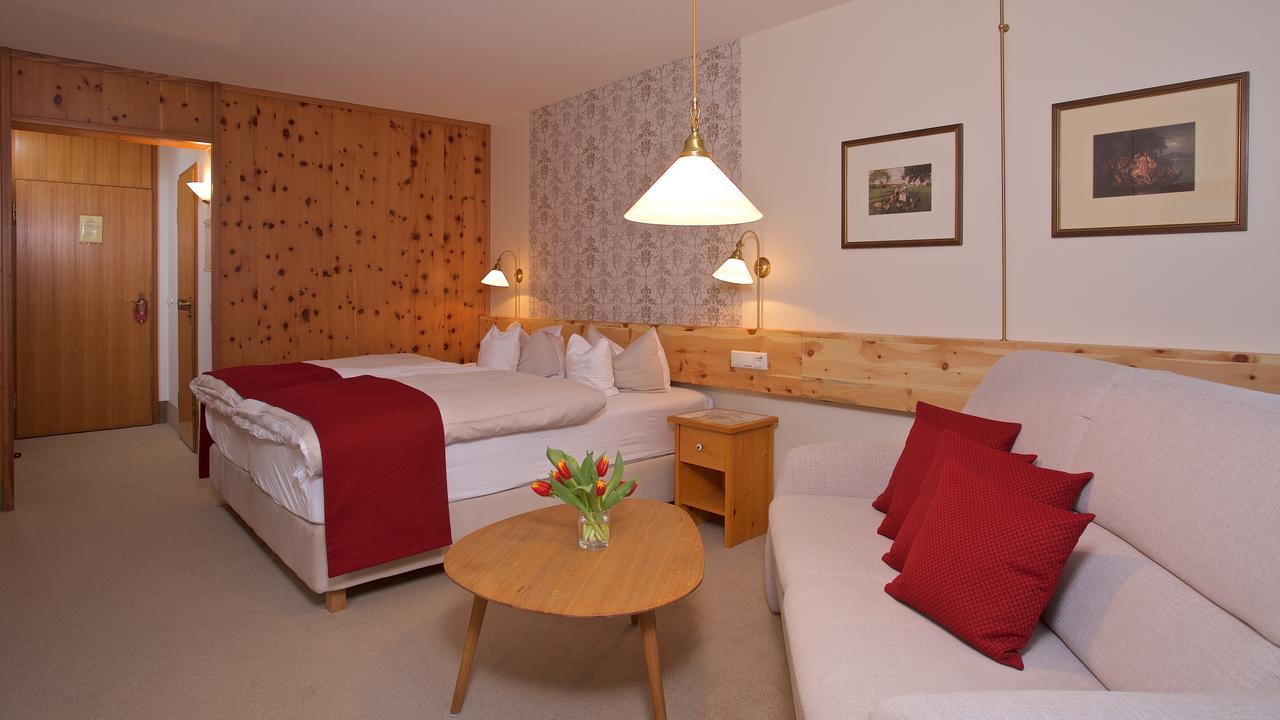 Yachthotel Chiemsee Gmbh 4*